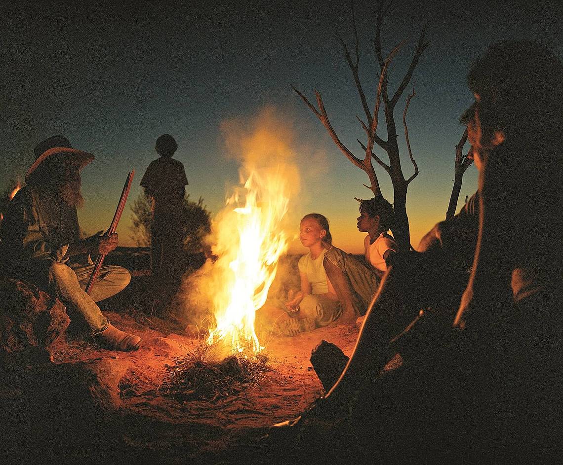 Samen bij het kampvuur in Nitmiluk Nitmiluk kampvuur | Australië met kinderen