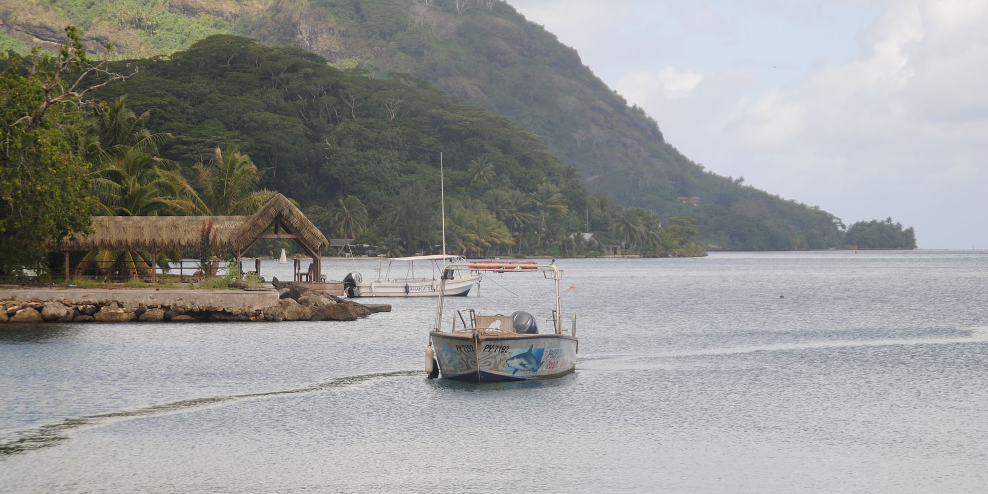 Huahine kustlijn | society eilanden